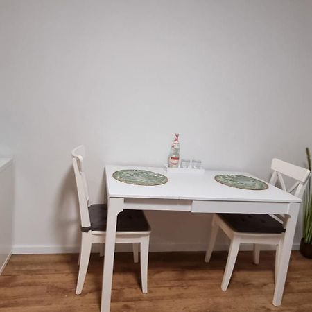 Studio Apartment Naehe S-Bahn Inklusive Parkplatz Oberesslingen Екстериор снимка
