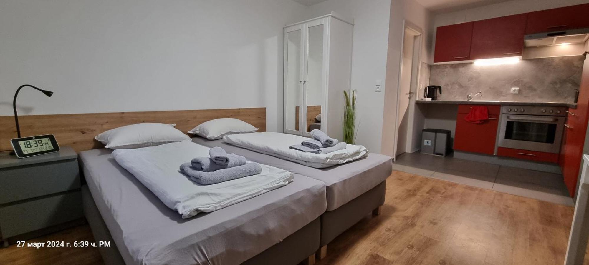 Studio Apartment Naehe S-Bahn Inklusive Parkplatz Oberesslingen Екстериор снимка